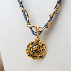Colar Leão Dourado